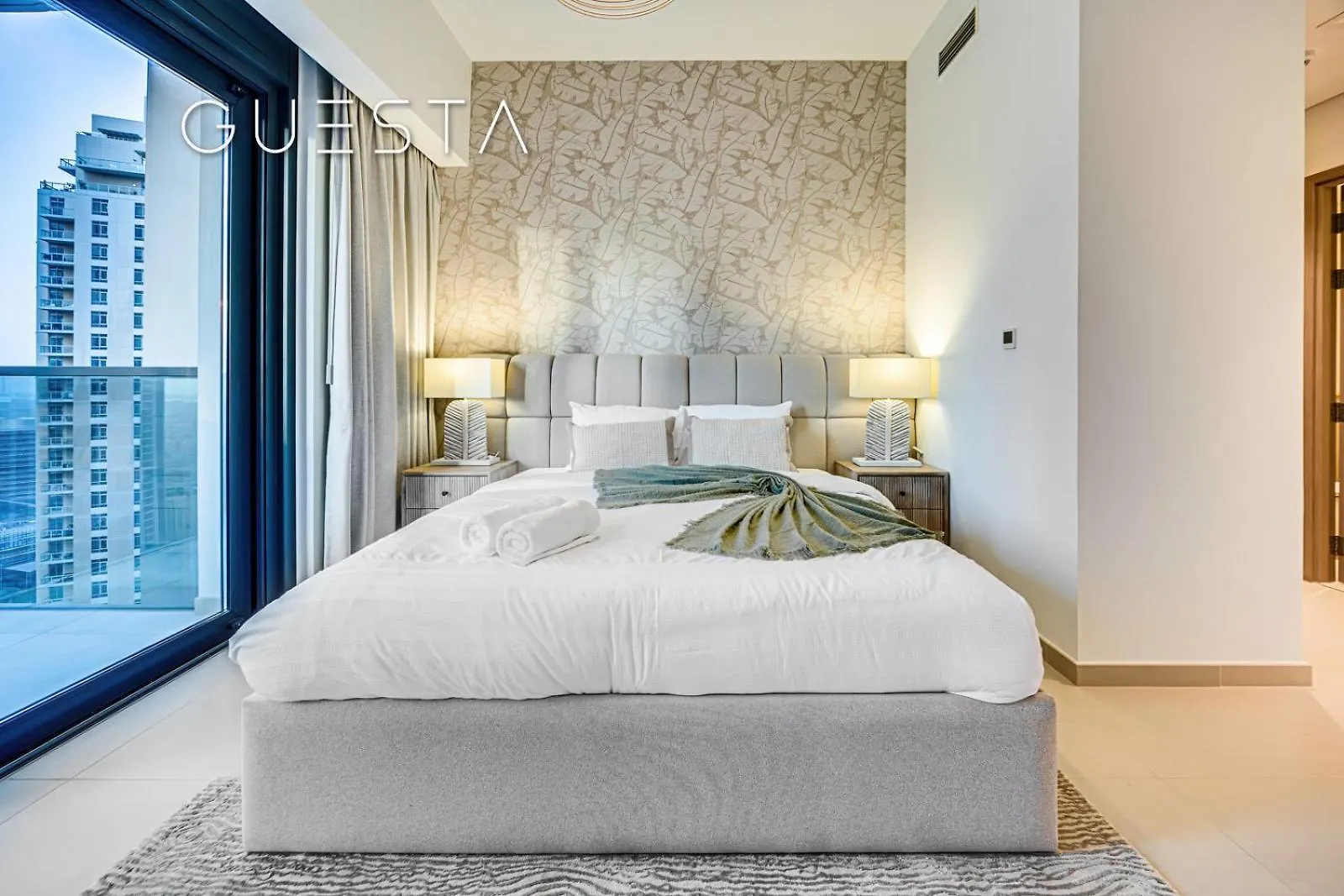 Act One Act Two By Emaar - Burj Khalifa View, Downtown Dubai Apartment 0*,