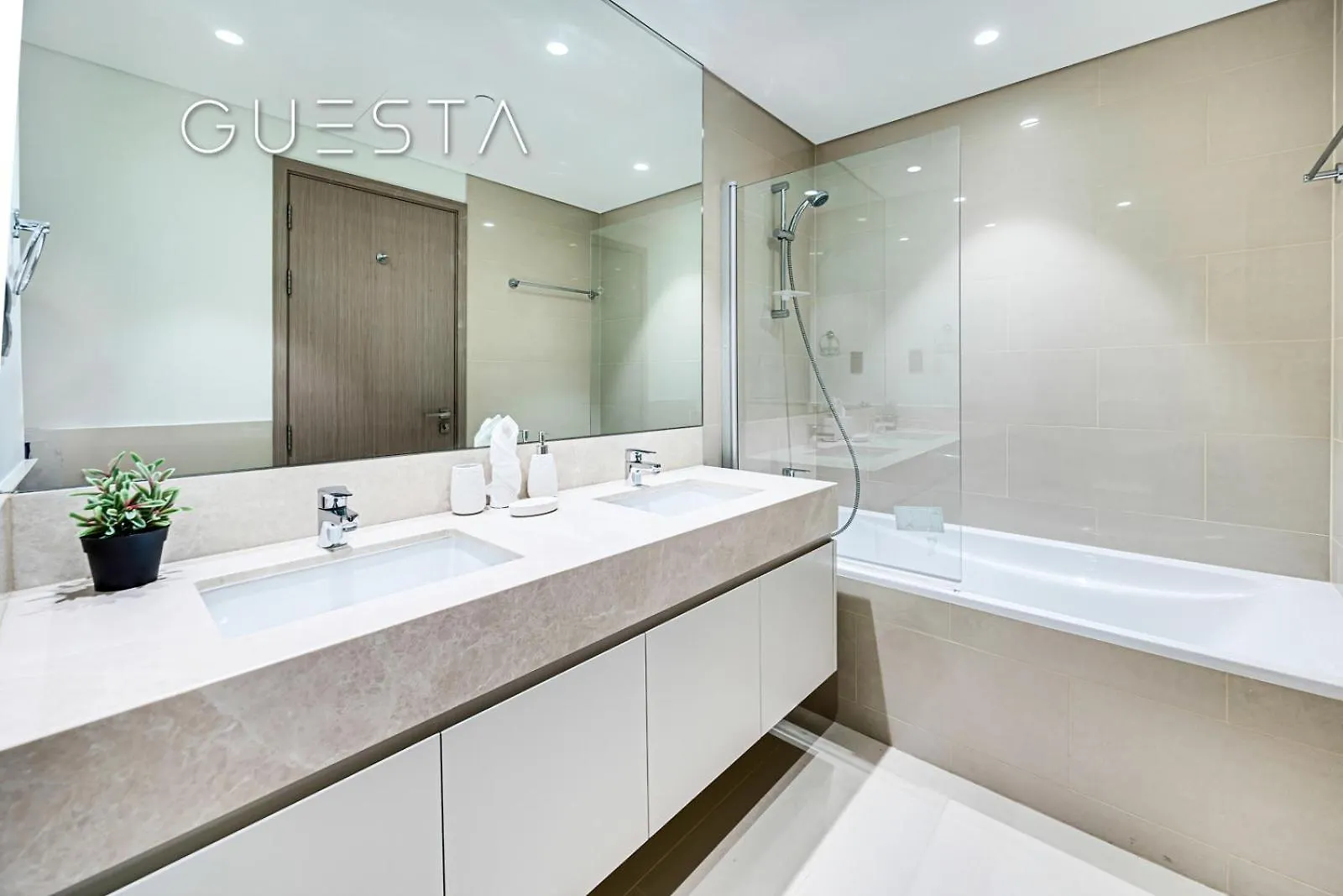 Act One Act Two By Emaar - Burj Khalifa View, Downtown Dubai Apartment