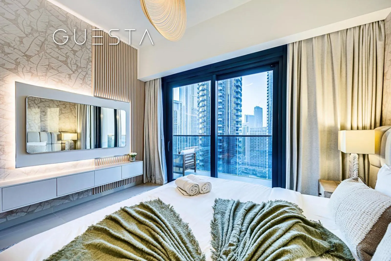 Act One Act Two By Emaar - Burj Khalifa View, Downtown Dubai Apartment 0*,